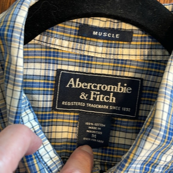 Abercrombie & Fitch Plaid Long Sleeve Muscle Shirt Button Down Medium Blue White - Picture 3 of 7